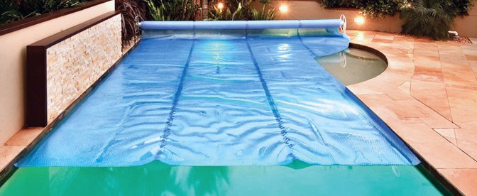 Top 6 Cost-Efficient ways to Heat your Pool Year Round